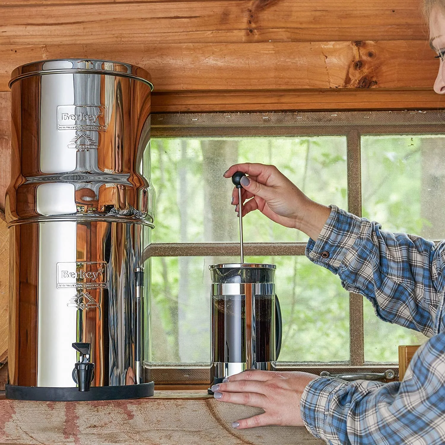 Crown Berkey Water Filter System Includes 2 Black Berkey Filters - Image 8